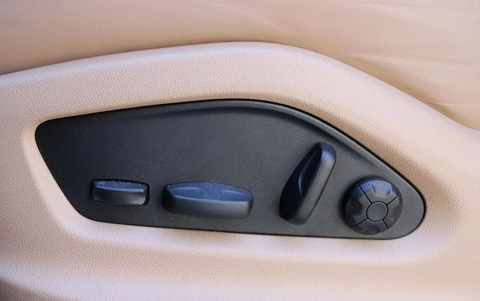 Porsche Cayenne cena 389900 przebieg: 35300, rok produkcji 2021 z Kartuzy małe 667